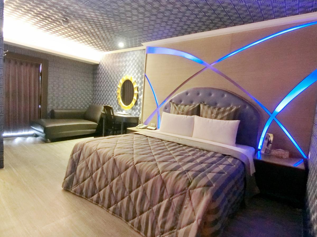 Full Moon Boutique Motel Хсинчу Сити Екстериор снимка